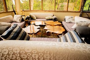 Karama Lodge & Spa