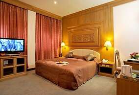 Mae Yom Palace Hotel