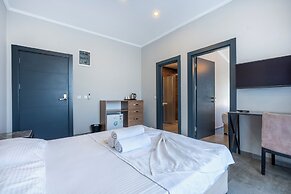 Lara Beach Homes