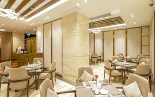 Royal Dragon Hotel