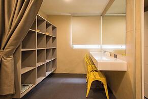 Lazy Sunday Hostel