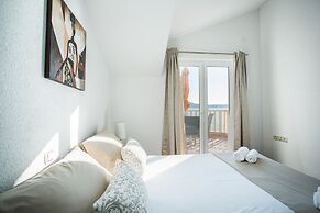 Kaja - right next to the beach