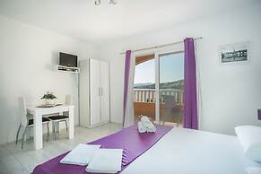 Kaja - right next to the beach