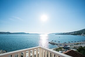 Kaja - right next to the beach