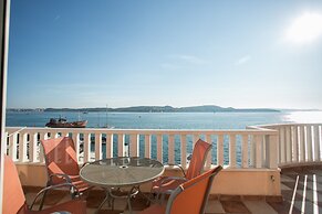 Kaja - right next to the beach