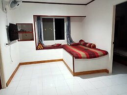 Les Collines Resort