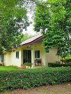 Les Collines Resort