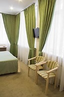 Forest Inn