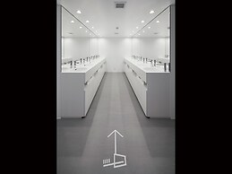 9h nine hours Akasaka