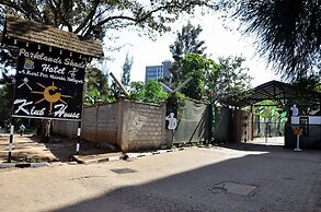 Parklands Shade Hotel