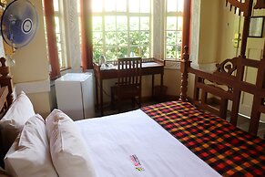 Parklands Shade Hotel