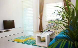 D&D Suites Flora