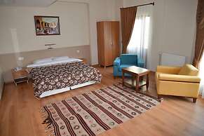 Hasan Celebi Otel