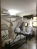 Le Parlour