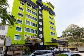 Hotel Windsor Plaza