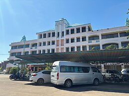Royal Jommanee Hotel