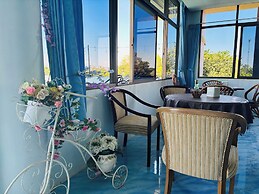 Royal Jommanee Hotel