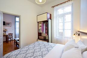 Silde Apartments