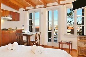 Silde Apartments