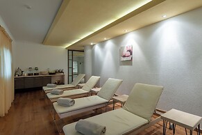 Beverly Alps Hotel & Spa