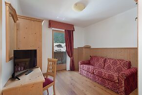 Beverly Alps Hotel & Spa