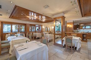 Beverly Alps Hotel & Spa