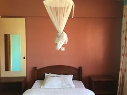 Nyam Hotel