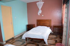 Nyam Hotel