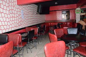 Nyam Hotel
