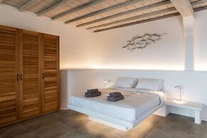 Mykonos Divino