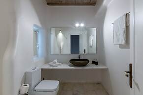 Mykonos Divino