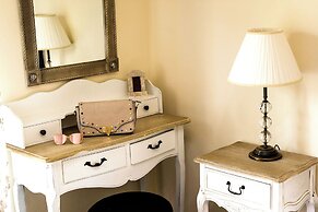 Lindos Luxury Retro Villas