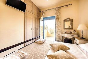 Lindos Luxury Retro Villas