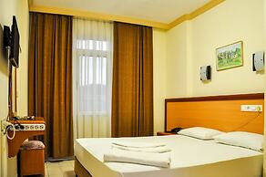 Caner Hotel