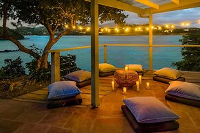 Cocoâ Cove Resort