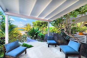Cocoâ Cove Resort
