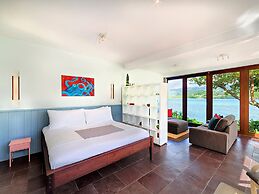 Cocoâ Cove Resort