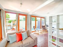 Cocoâ Cove Resort