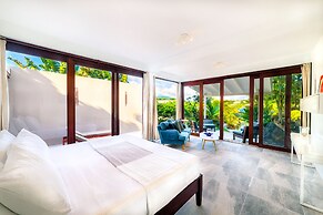 Cocoâ Cove Resort