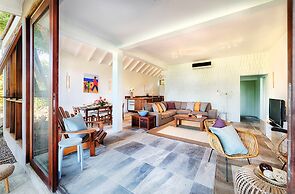 Cocoâ Cove Resort