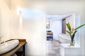 Cocoâ Cove Resort