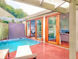 Cocoâ Cove Resort