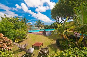 Cocoâ Cove Resort