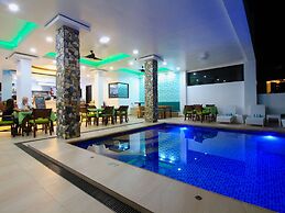 Manarra Seaview Resort