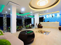 Manarra Seaview Resort