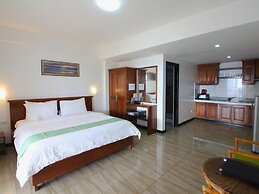 Manarra Seaview Resort