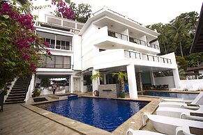 Manarra Seaview Resort