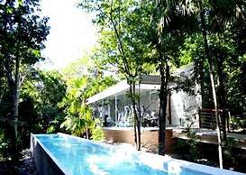 TAO Modern Retreat