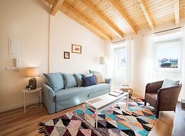 Lis Apartments