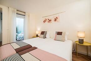 Lis Apartments